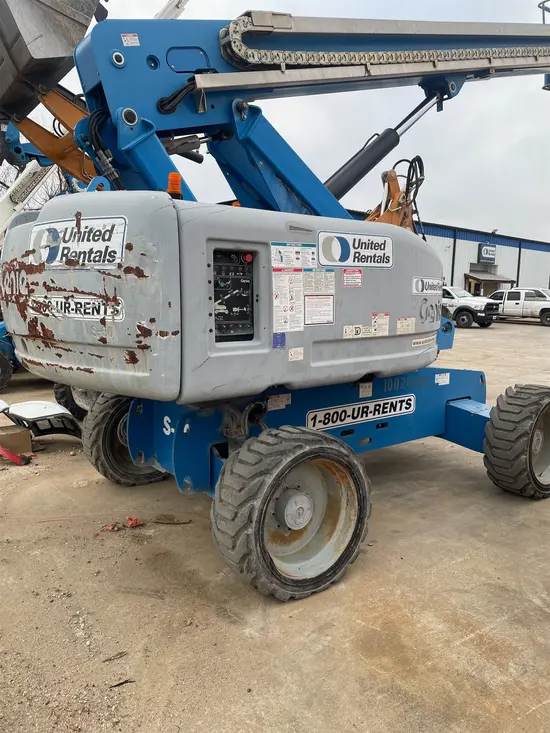 2012 Genie S-60X Boom Lift