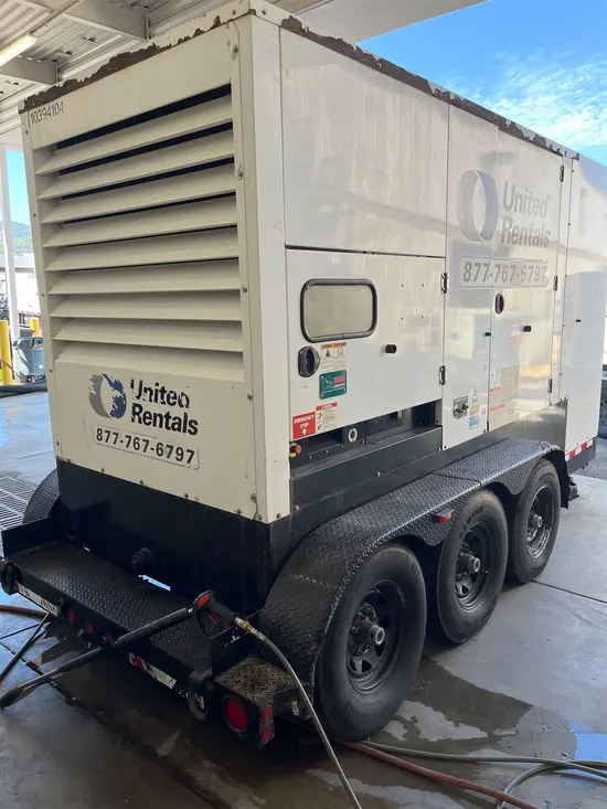 2015 Cummins C300D6R Diesel Generator
