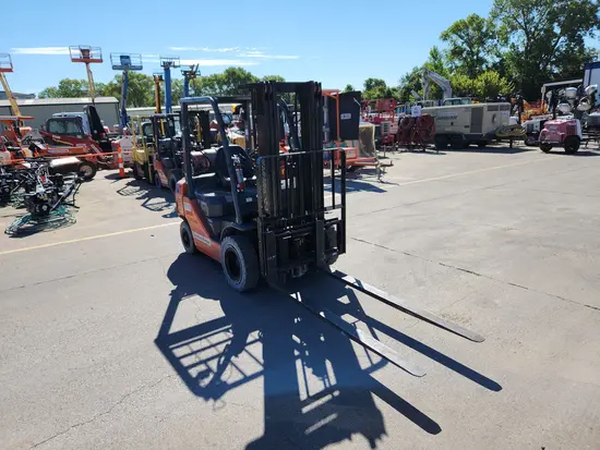 2019 Toyota 8FGU25 Warehouse Forklift