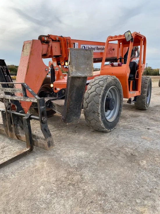 2015 SKYTRAK 10054 Forklift