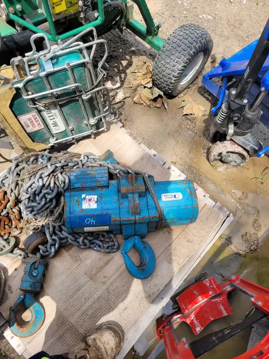 2012 JD NEUHAUS PROFI 3-6TI Hoist