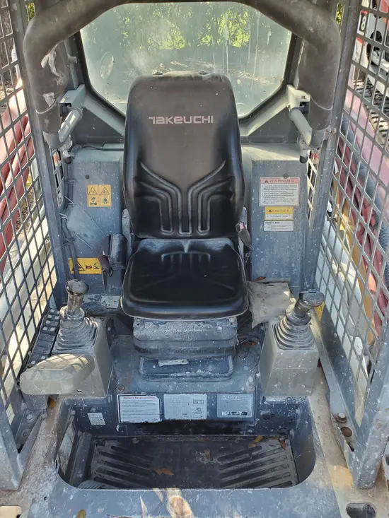 2017 Takeuchi TL8W Track Loader