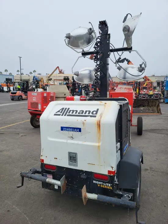 2019 Allmand NLV-ML3EC Portable Work Light