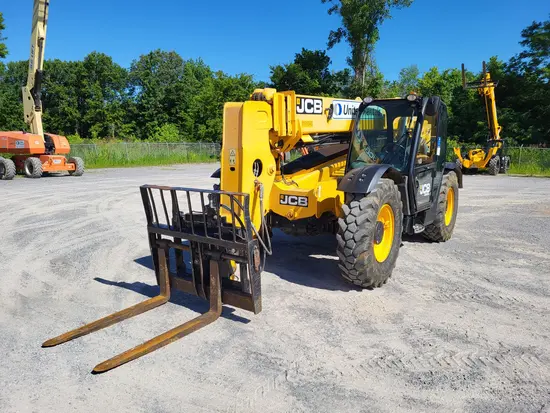 2017 JCB 507-42 Forklift