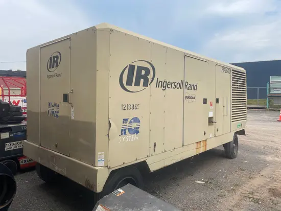 2011 Doosan HP1600WCU Air Compressor