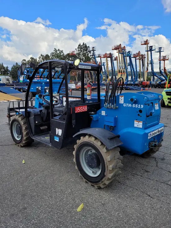 2017 Genie GTH-5519 Forklift