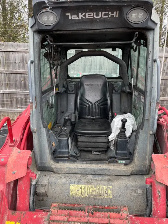 2019 Takeuchi TL12R2-CR Track Loader