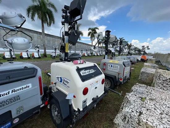 2017 Terex RL4V2 Towable Light Tower