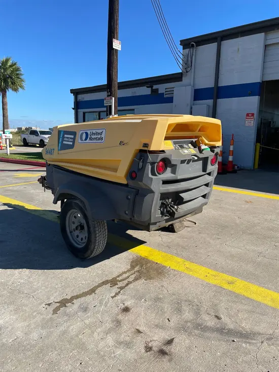 2018 Doosan P425/HP375WCUT4 Air Compressor