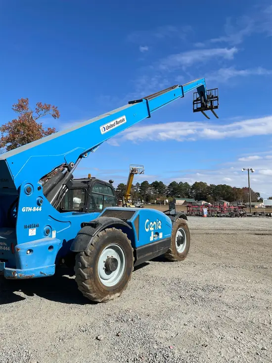 2015 Genie GTH-844 Forklift