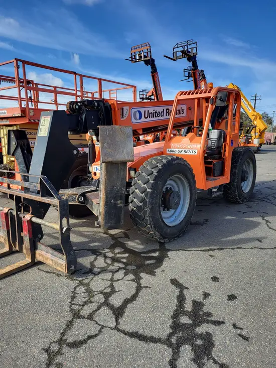 2016 SKYTRAK 10054 Forklift