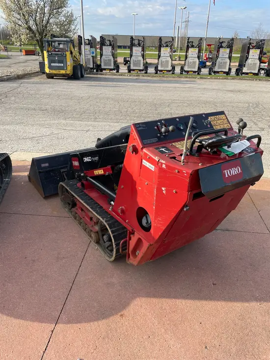 2019 Toro TX427 Track Loader