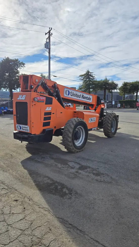 2017 JLG 8042 S Forklift