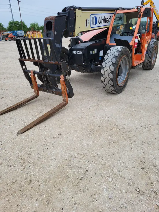 2016 JLG 642 Forklift