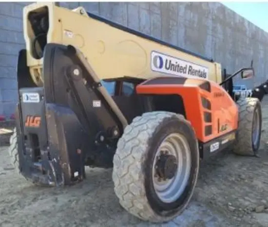 2016 JLG 1055 Forklift