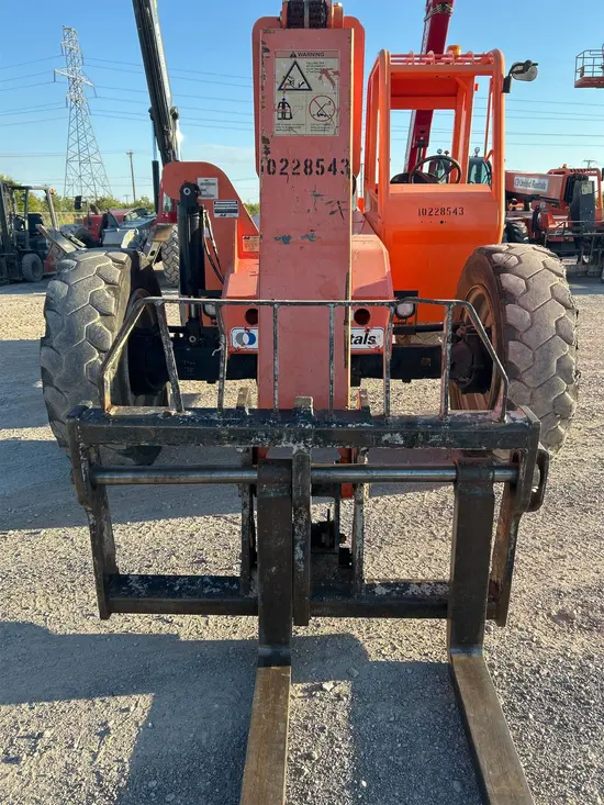 2014 SKYTRAK 6042 Forklift