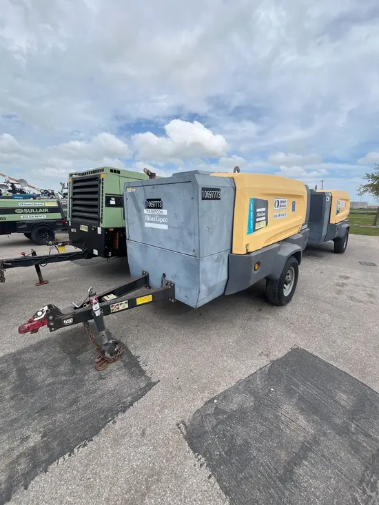 2017 Atlas Copco XAS440JD T4F Air Compressor