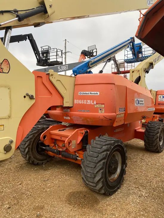 2013 JLG 800A Articulating Boom Lift
