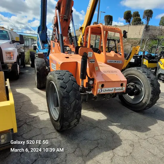2016 SKYTRAK 6042 Forklift