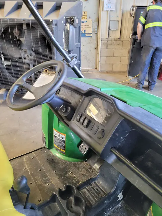 2021 John Deere XUV855MS4 Utility Vehicle