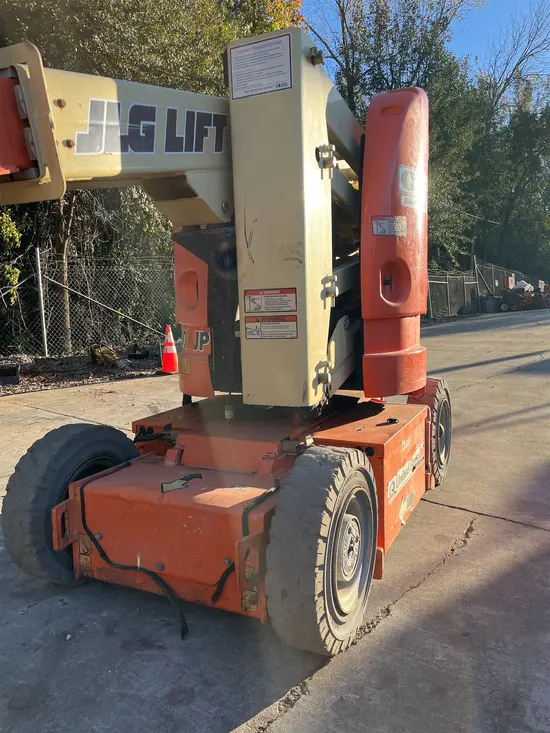 2012 JLG E300AJP Articulating Boom Lift