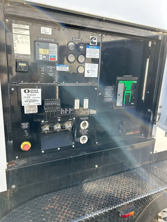 2015 Cummins C300D6R COG Diesel Generator