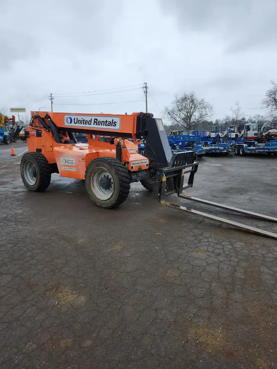2016 SKYTRAK 8042 Forklift