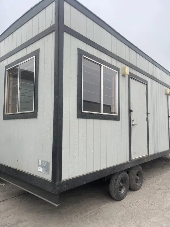 2008 PHOENIX MO 8 X 28 Office Trailer