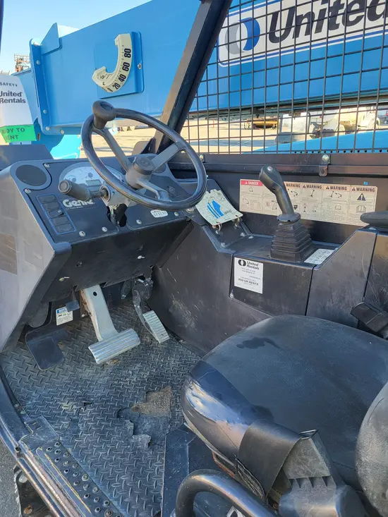 2014 Genie GTH-844 Forklift