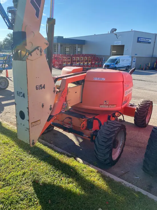 2013 JLG 600AJ Articulating Boom Lift