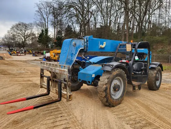 2016 Genie GTH-844D Forklift