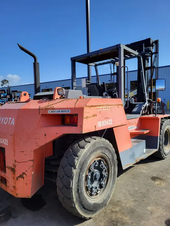 2014 Toyota 50-4FDK160 Warehouse Forklift