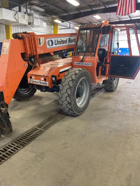 2015 SKYTRAK 6042 Forklift