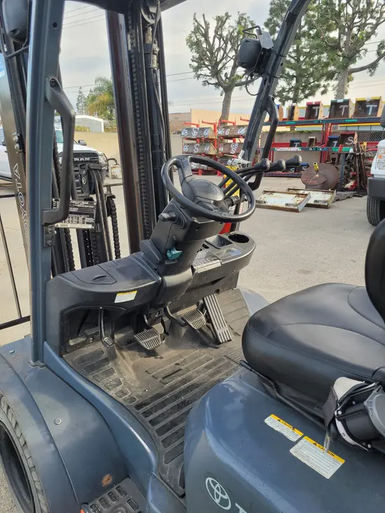 2018 Toyota 8FGU25 Warehouse Forklift