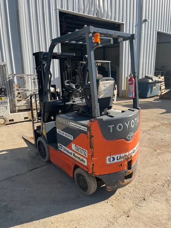 2018 Toyota 8FBCU25 Warehouse Forklift