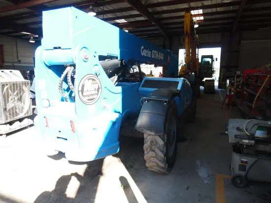 2015 Genie GTH-844 Forklift