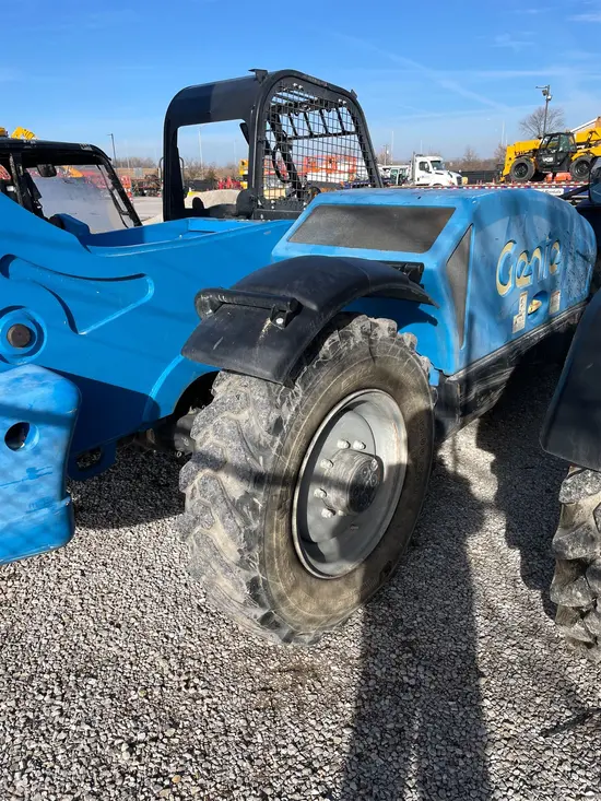 2015 Genie GTH-844 Forklift