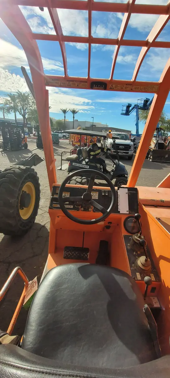 2015 SKYTRAK 8042 Forklift