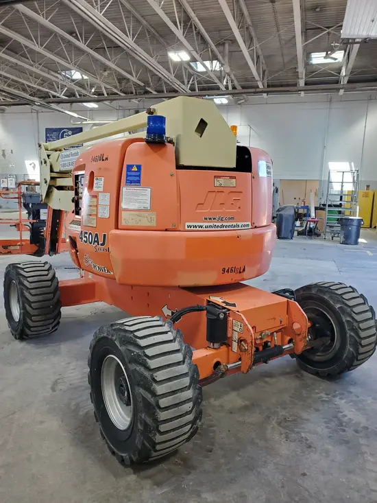 2014 JLG 450AJ Articulating Boom Lift
