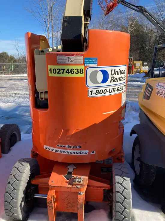 2014 JLG E300AJP Articulating Boom Lift