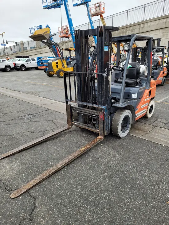 2018 Toyota 8FGU25 Warehouse Forklift