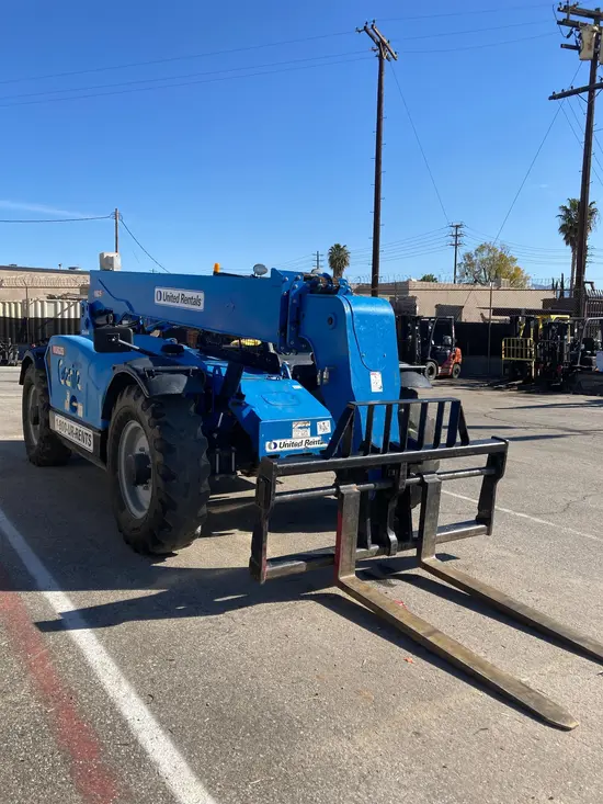 2015 Genie GTH-844 Forklift