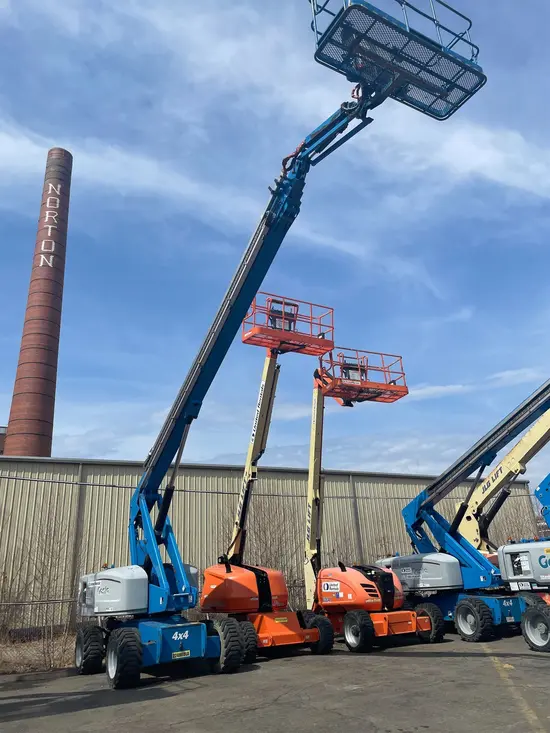 2015 Genie S-85 Boom Lift