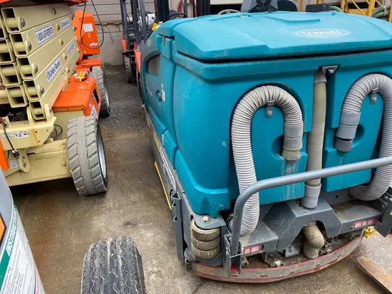 2017 Tennant T-20 Scrubber