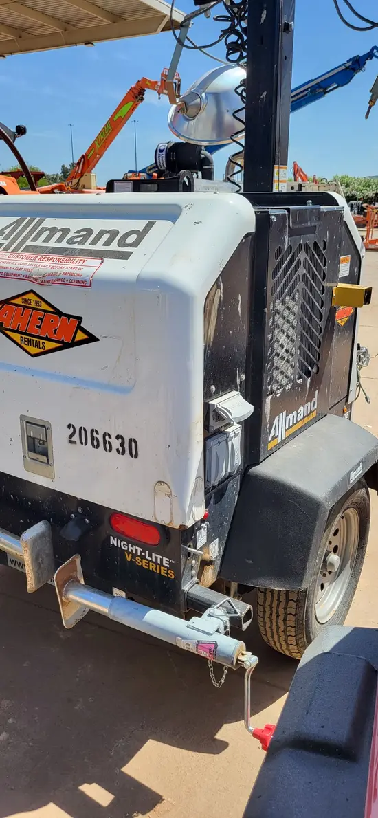 2018 Allmand NL-V Portable Work Light