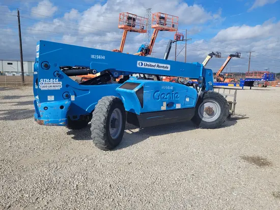 2014 Genie GTH-844 Forklift