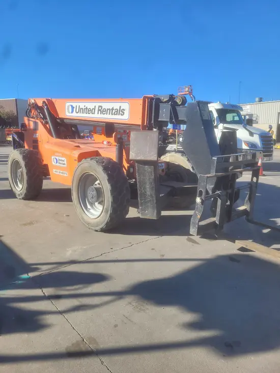 2016 SKYTRAK 10054 Forklift