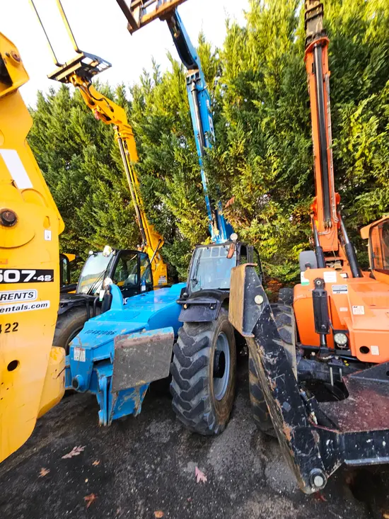 2016 Genie GTH-1056 Forklift