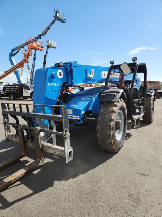 2015 Genie GTH-844 Forklift