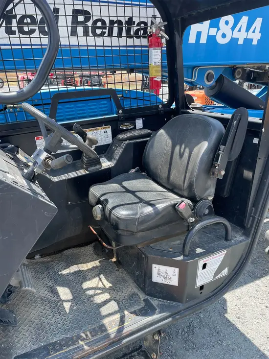 2016 Genie GTH-844 Forklift